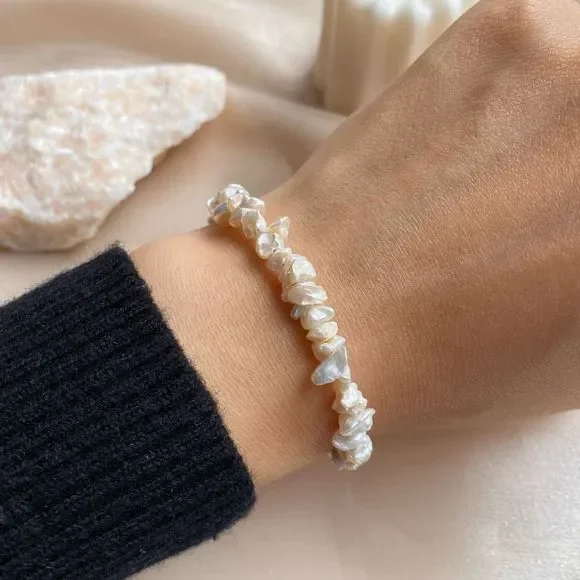 Genuine Freshwater Crushed Baroque Pearl Bracelet - Picture 3 of 3